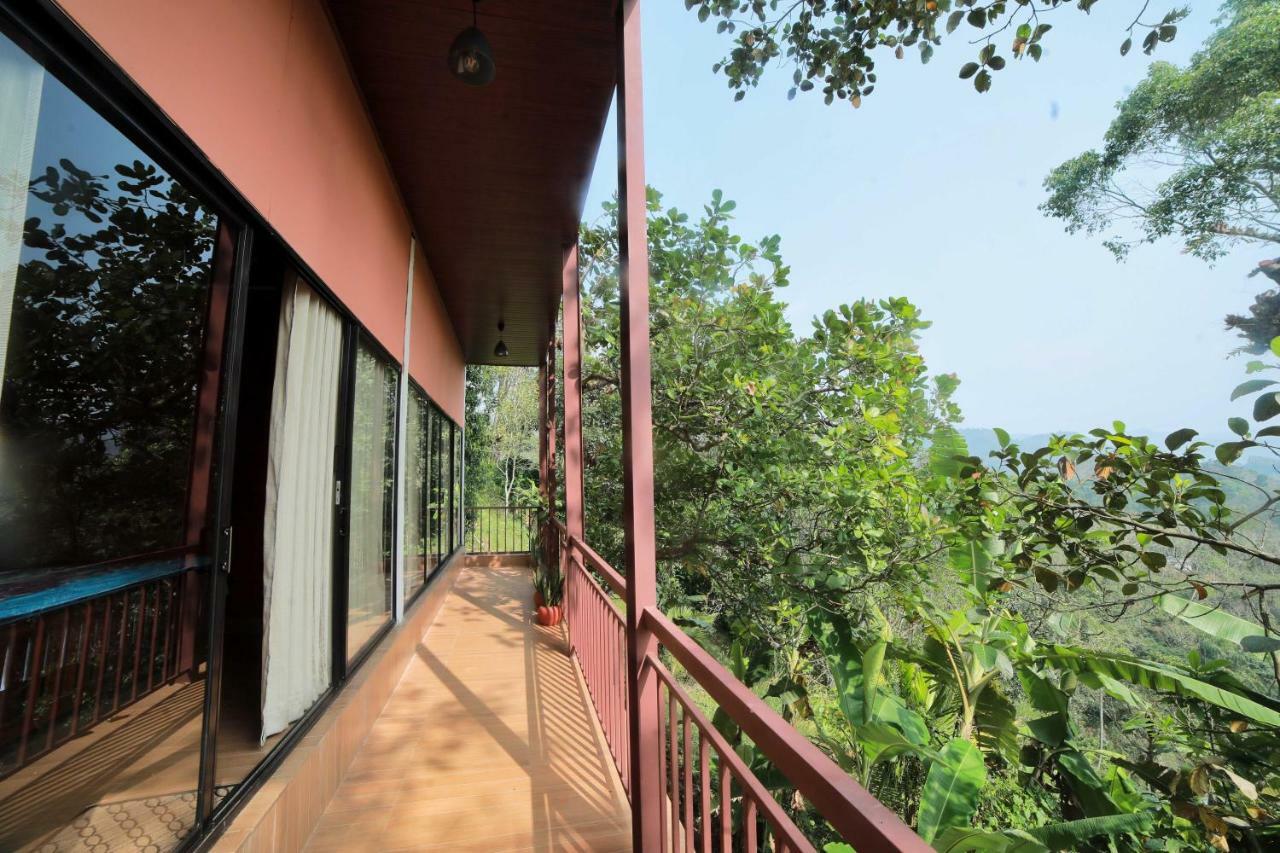 Tulsi Village Resort Munnar Anaviratty Buitenkant foto